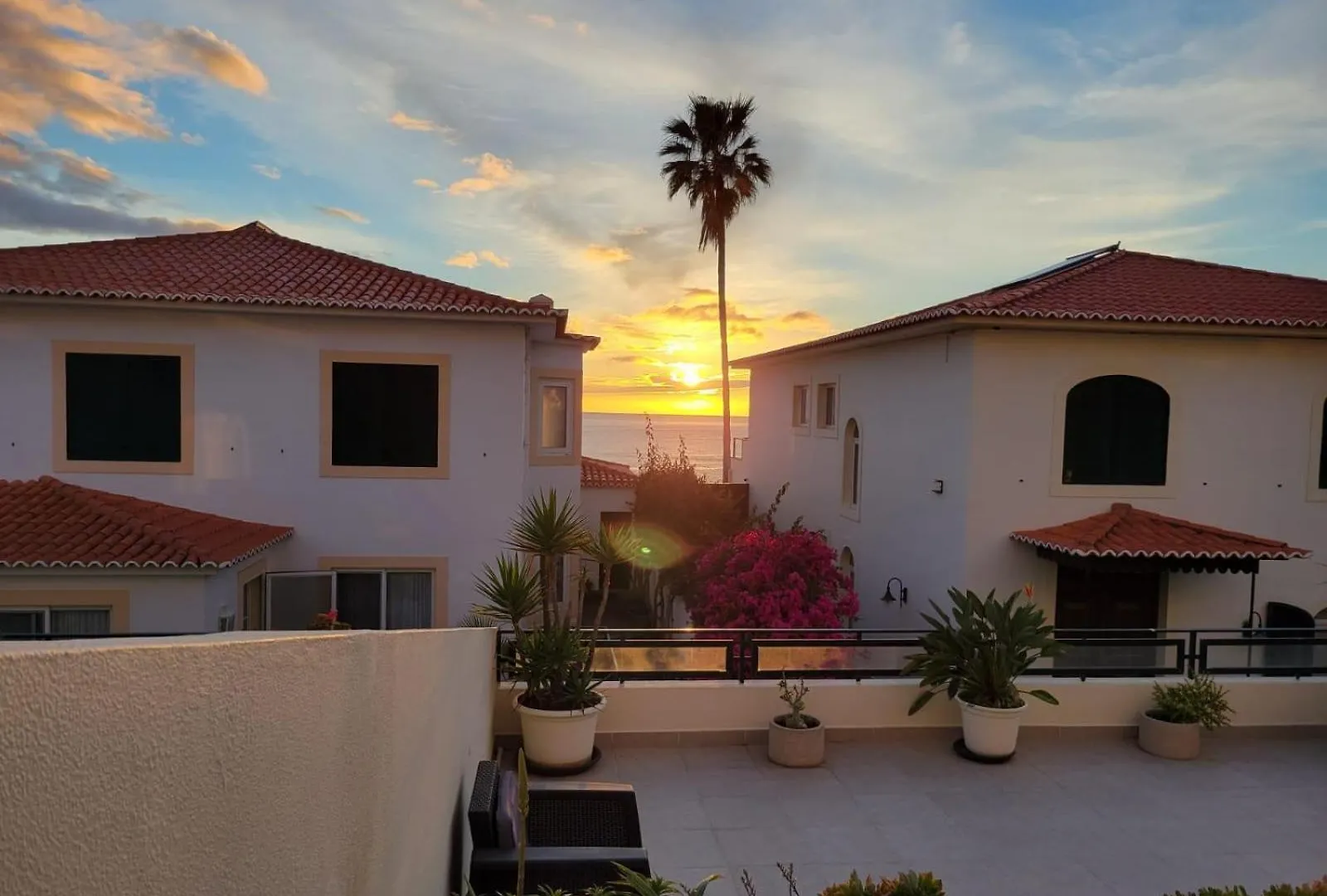 Varandas Do Sol - Private Sun Terrace Close To Natural Pools & Praia Formosa Funchal (Madeira)