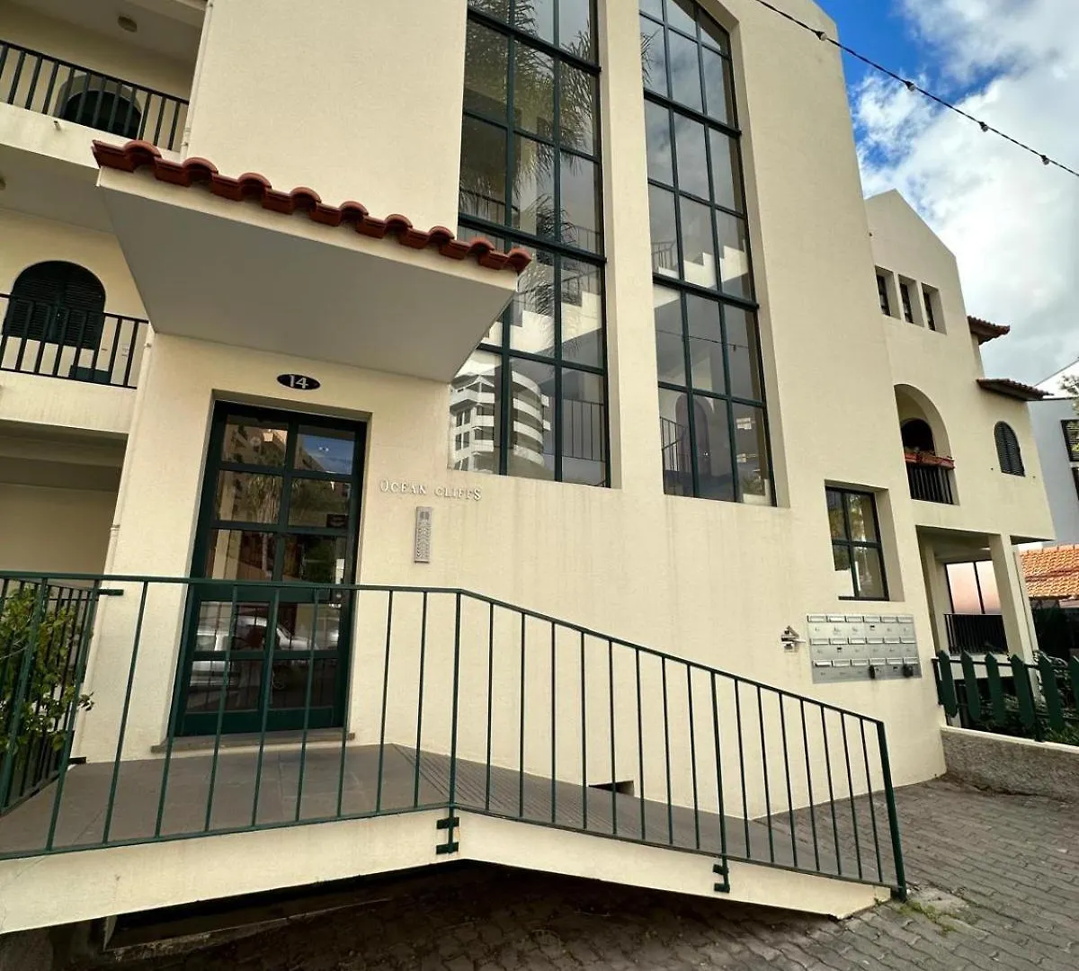 Varandas Do Sol - Private Sun Terrace Close To Natural Pools & Praia Formosa Appartamento