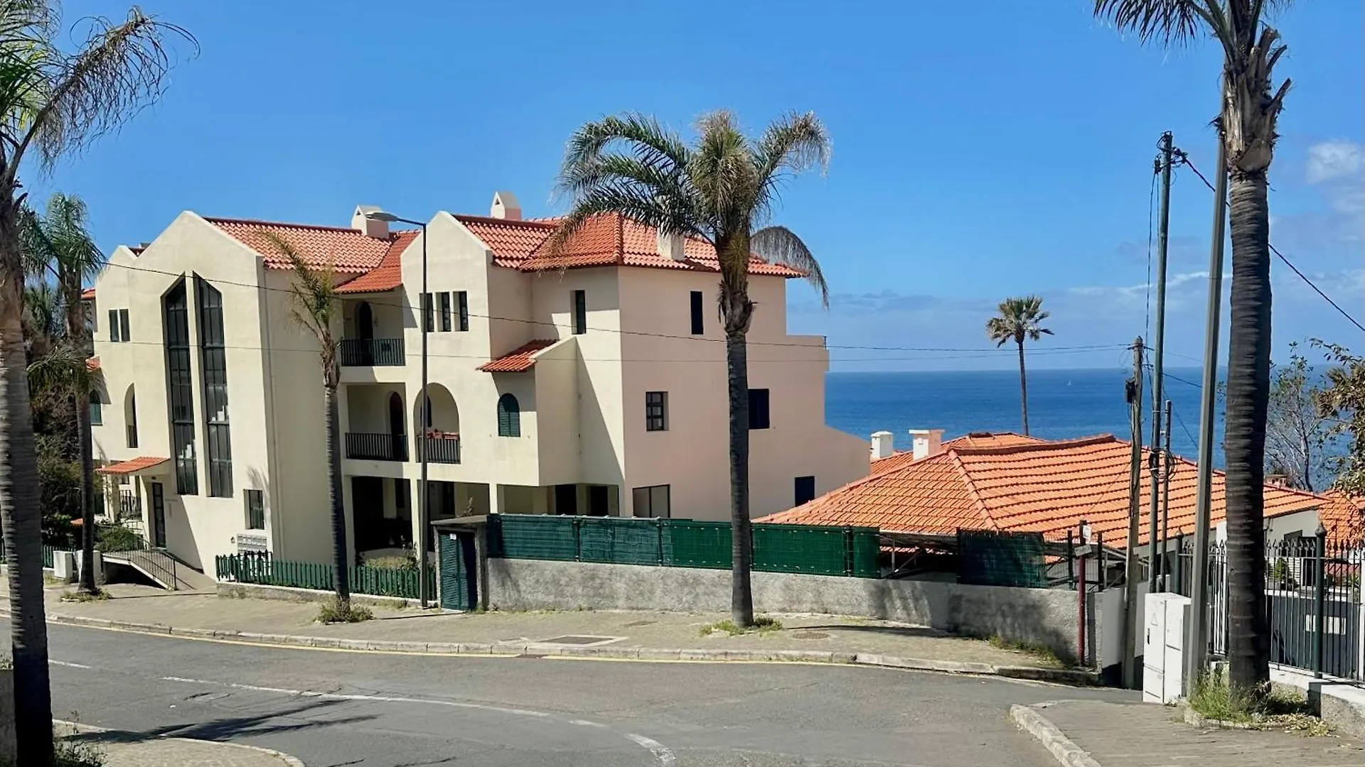 Appartamento Varandas Do Sol - Private Sun Terrace Close To Natural Pools & Praia Formosa Portogallo
